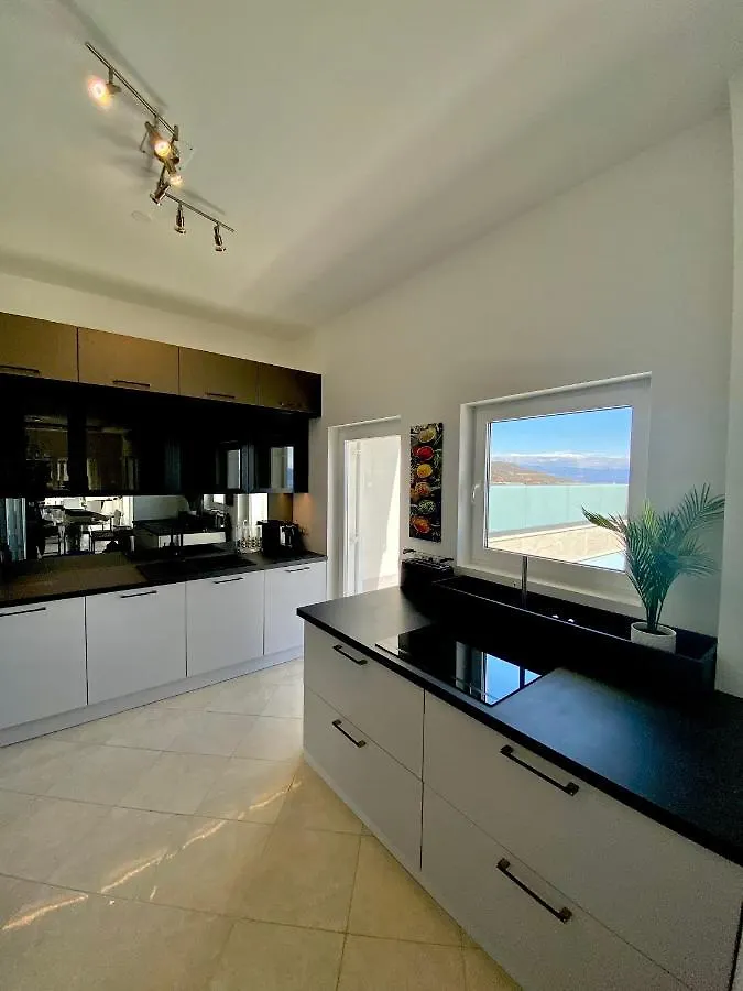 Luxury Villa Eternity - Marvelous Sea View - Box Spring Beds - Opatija-Poljane 0*, Poljane Croatia