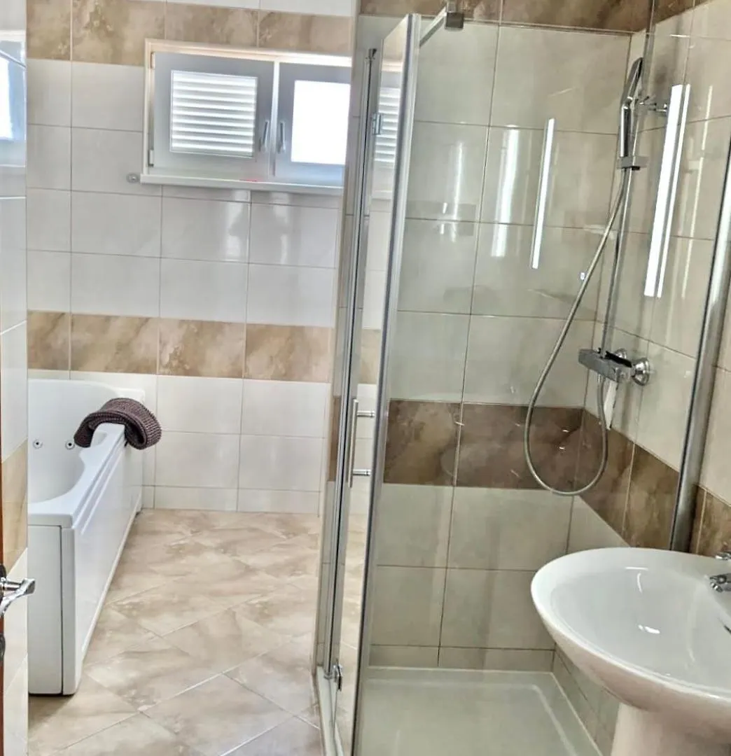 Luxury Villa Eternity - Marvelous Sea View - Box Spring Beds - Opatija-Poljane Croatia